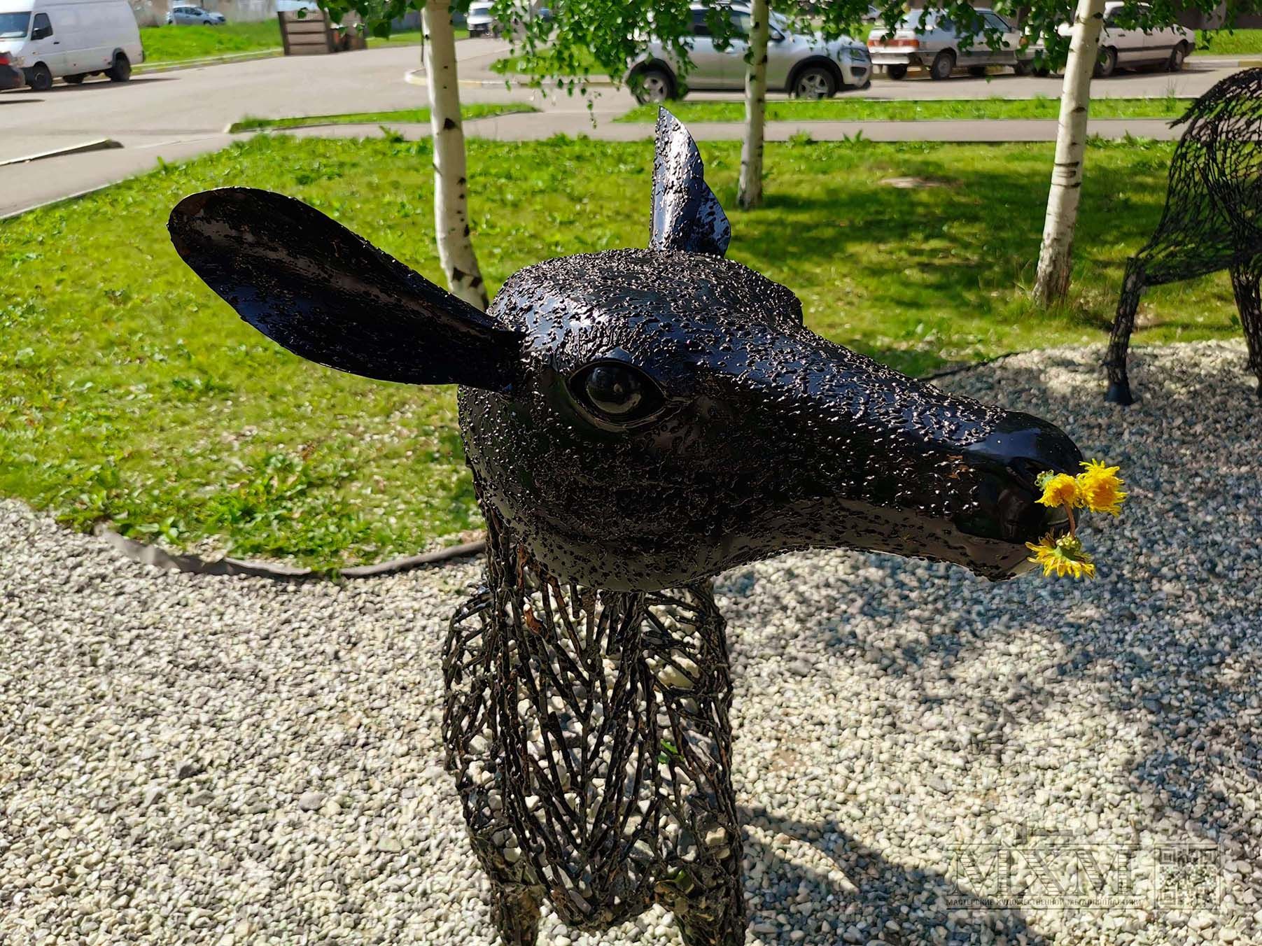 Скульптура из металла - Олени